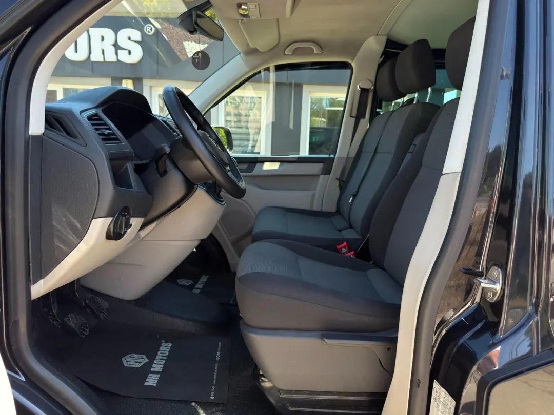 VOLKSWAGEN TRANSPORTER