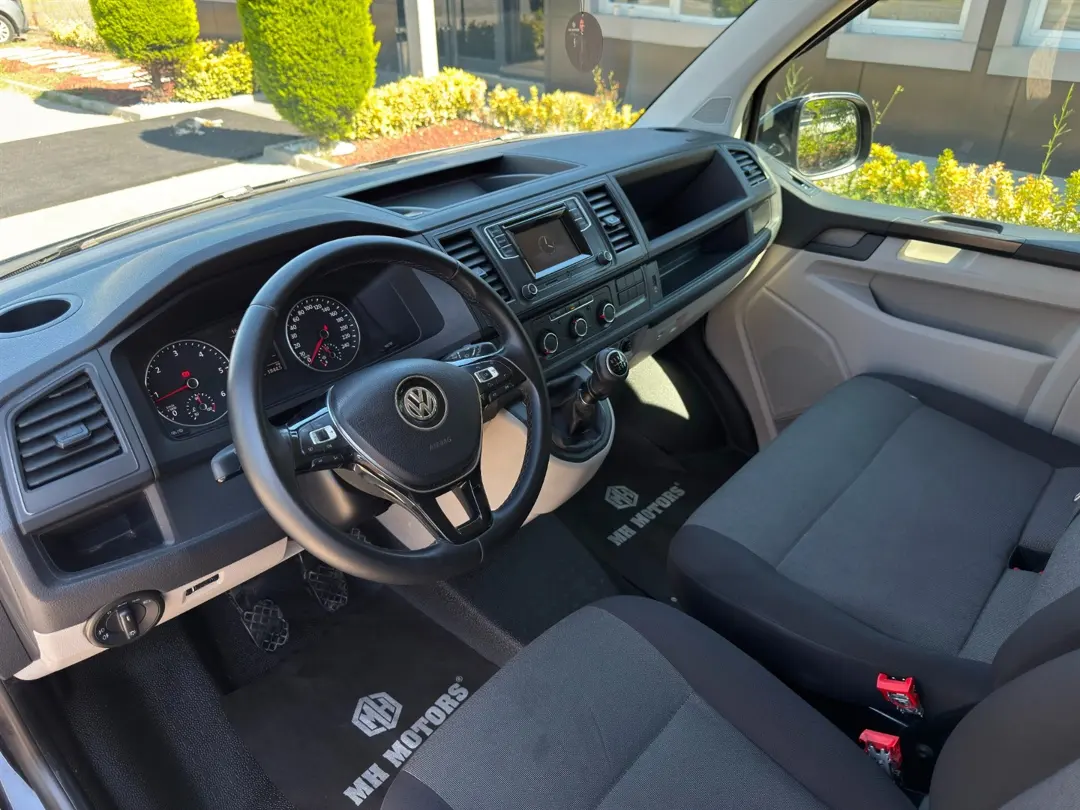 VOLKSWAGEN TRANSPORTER
