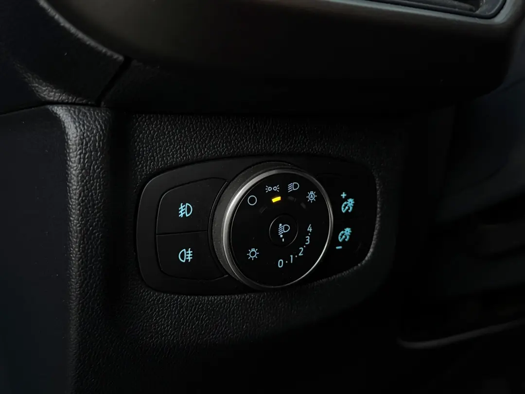 FORD TOURNEO COURIER