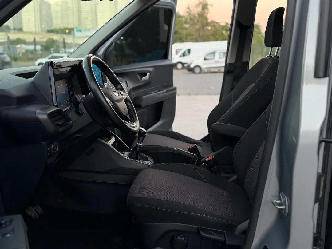 FORD TOURNEO COURIER
