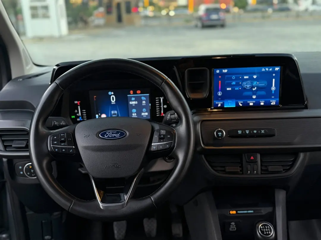 FORD TOURNEO COURIER