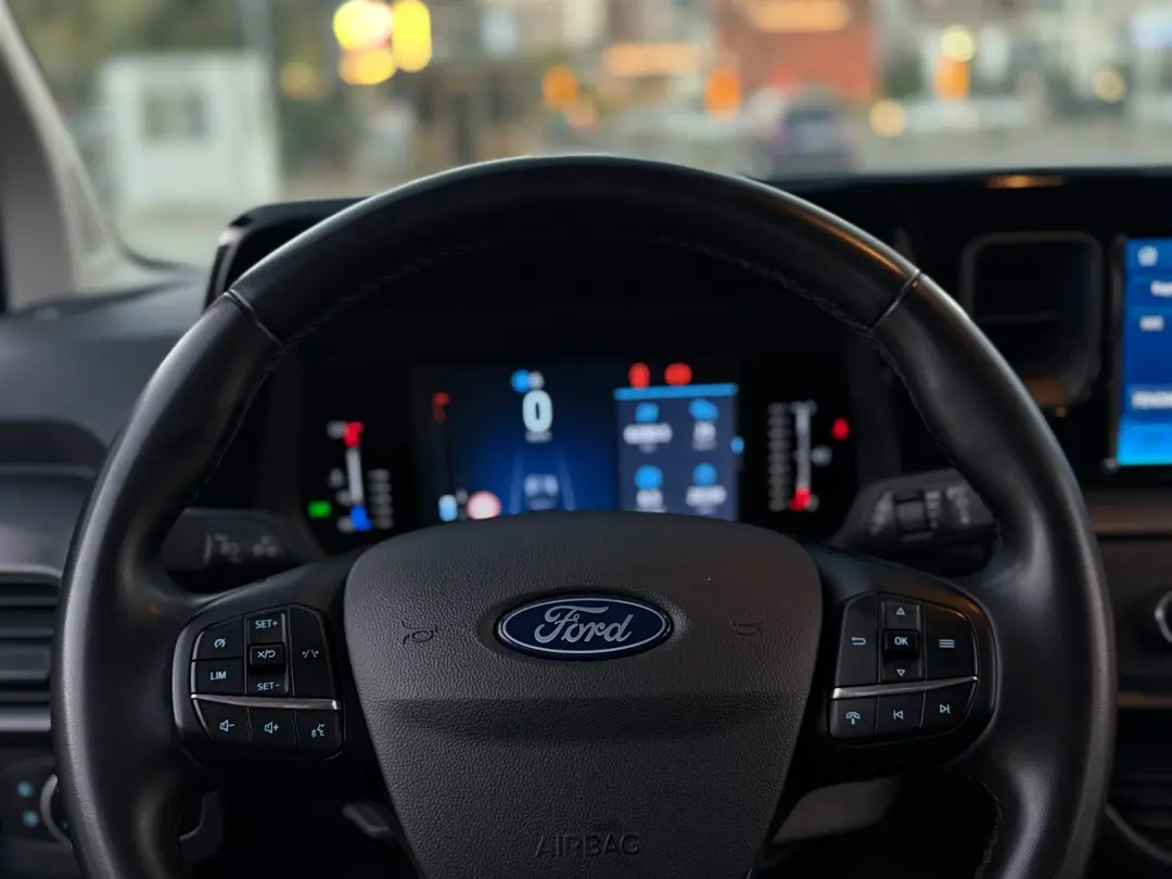 FORD TOURNEO COURIER