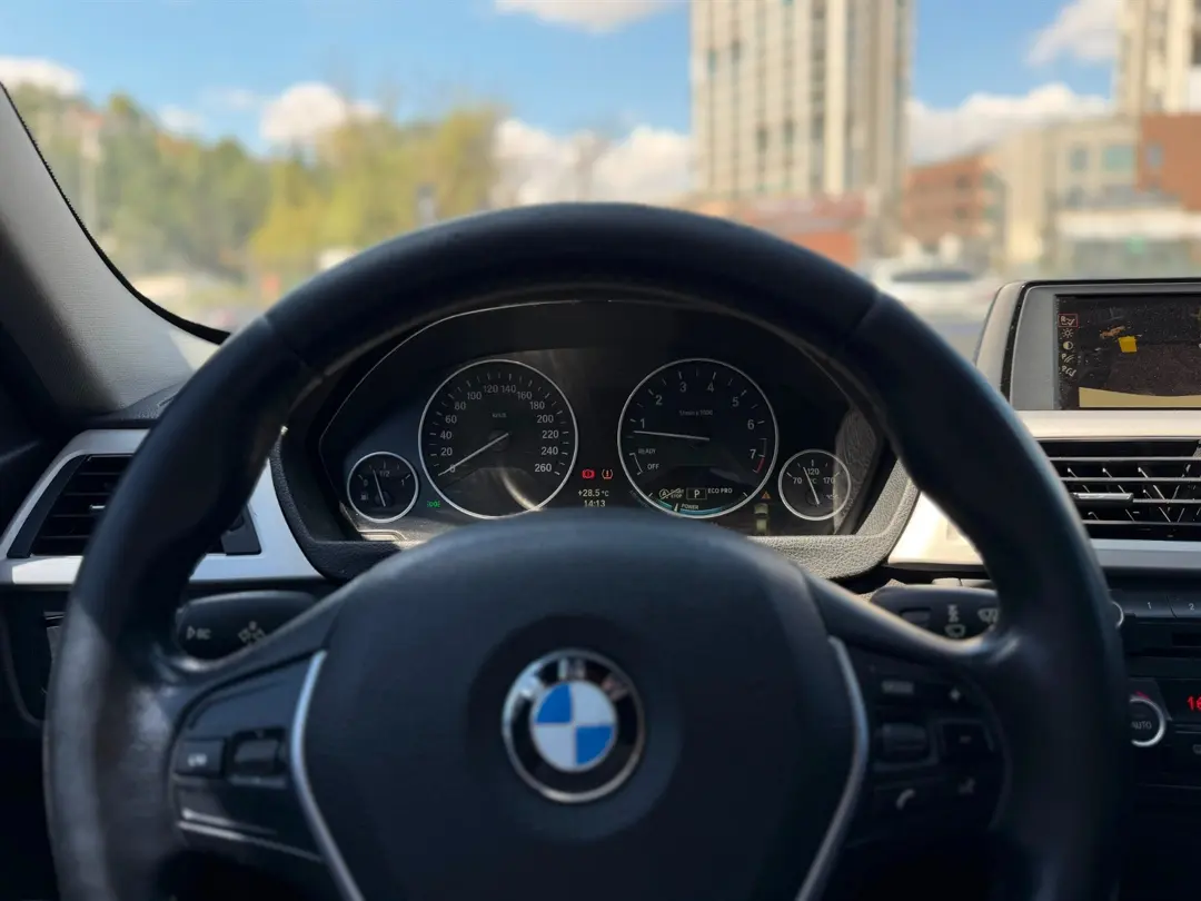 BMW 3 SERISI