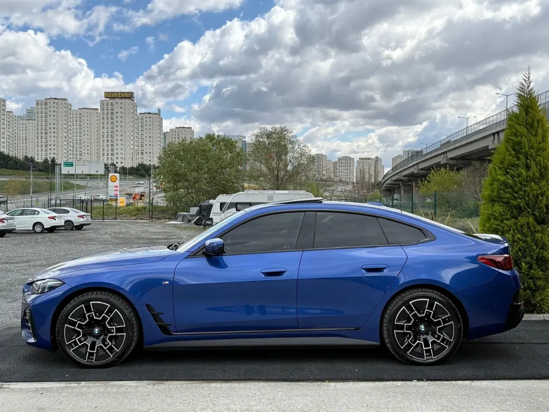 BMW I SERISI