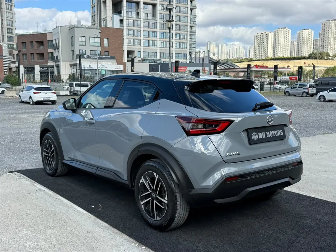 NISSAN JUKE