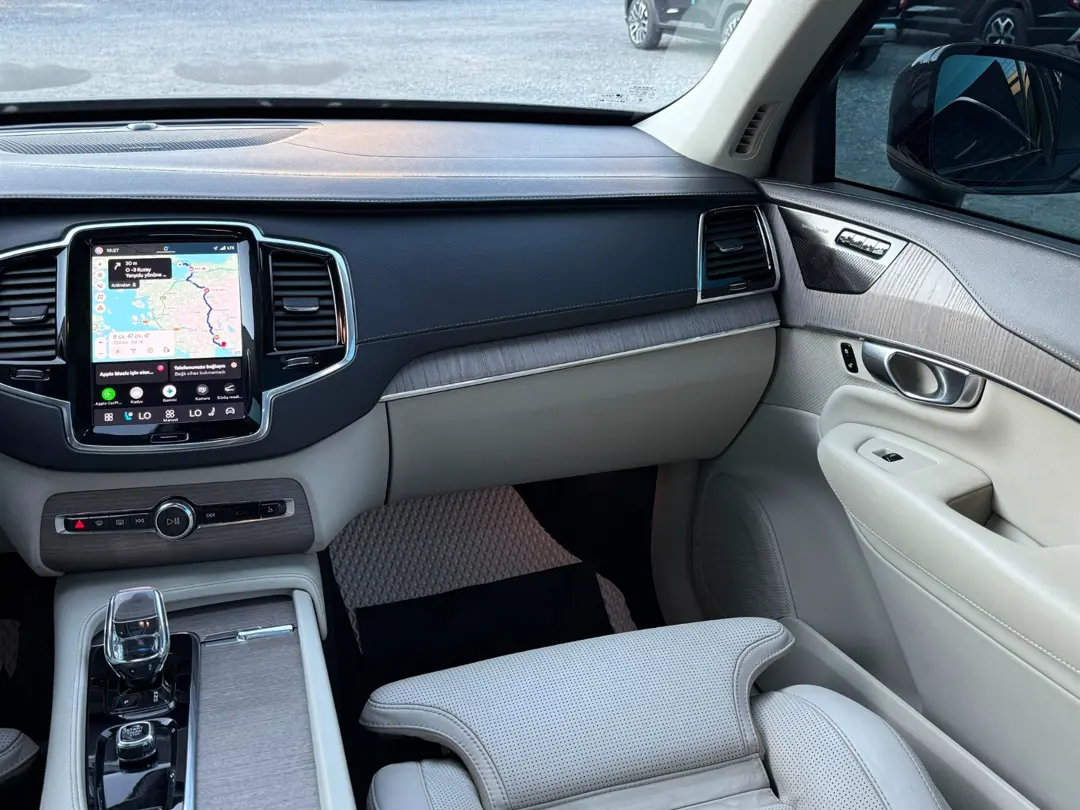 VOLVO XC 90