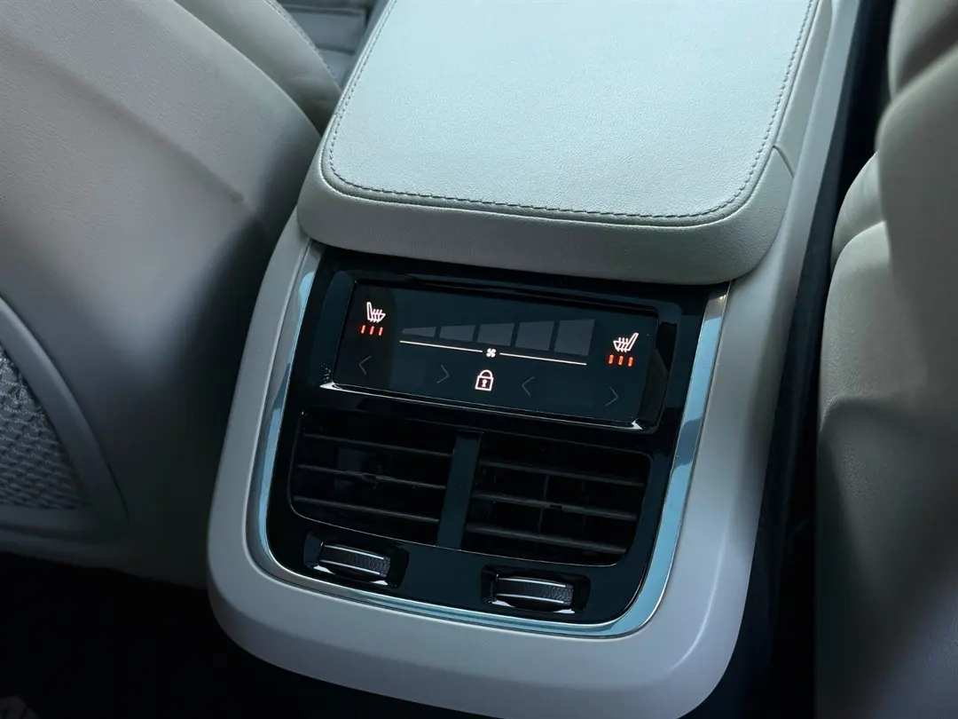 VOLVO XC 90