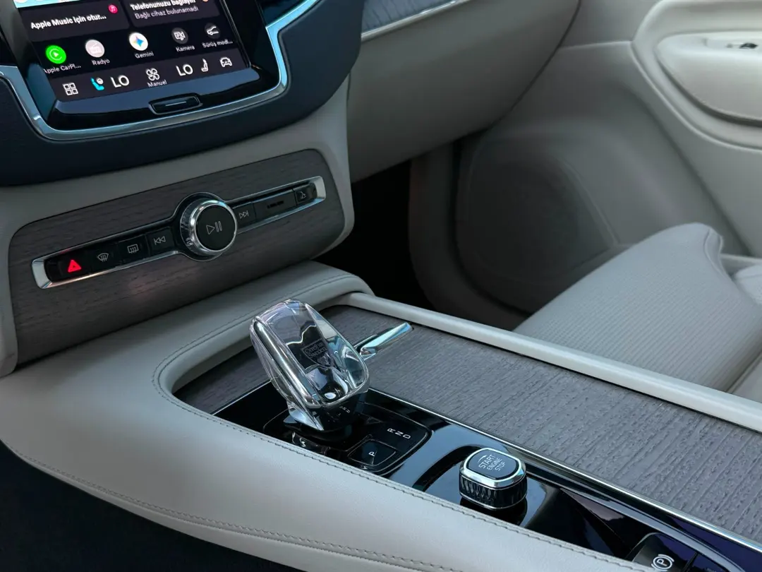VOLVO XC 90