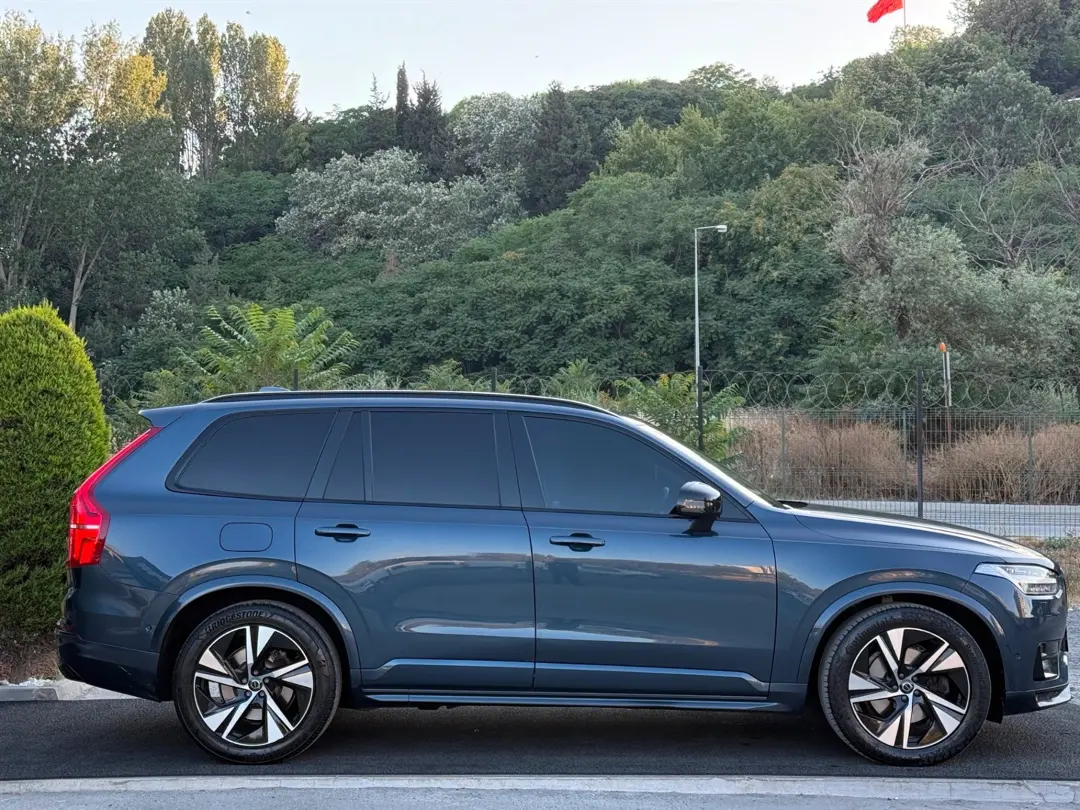 VOLVO XC 90