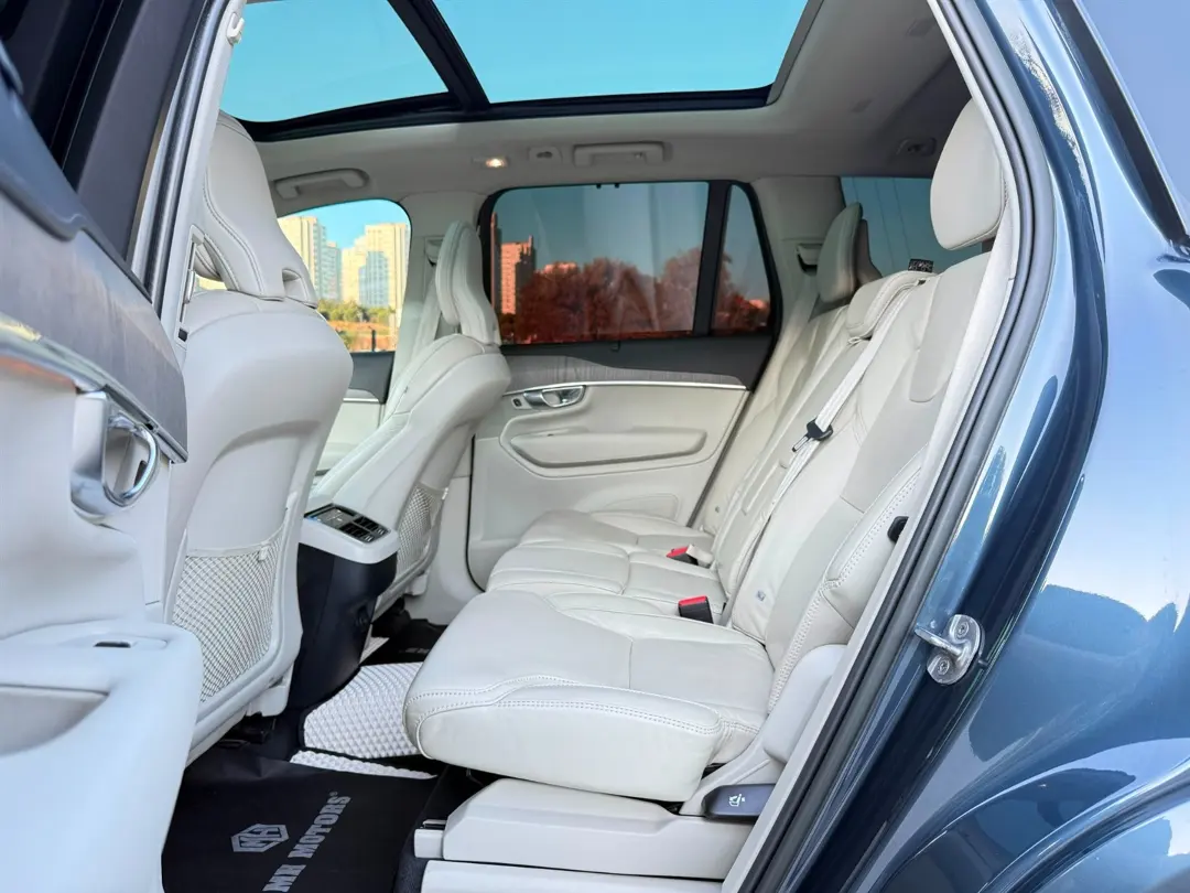 VOLVO XC 90
