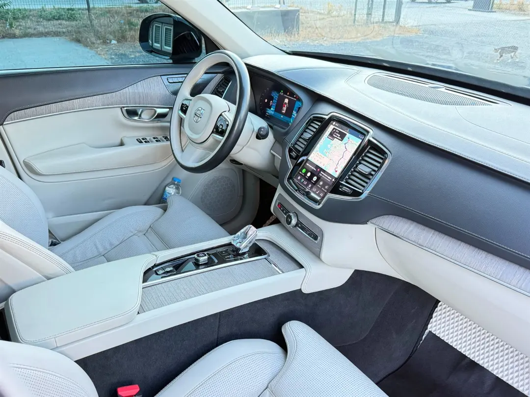 VOLVO XC 90