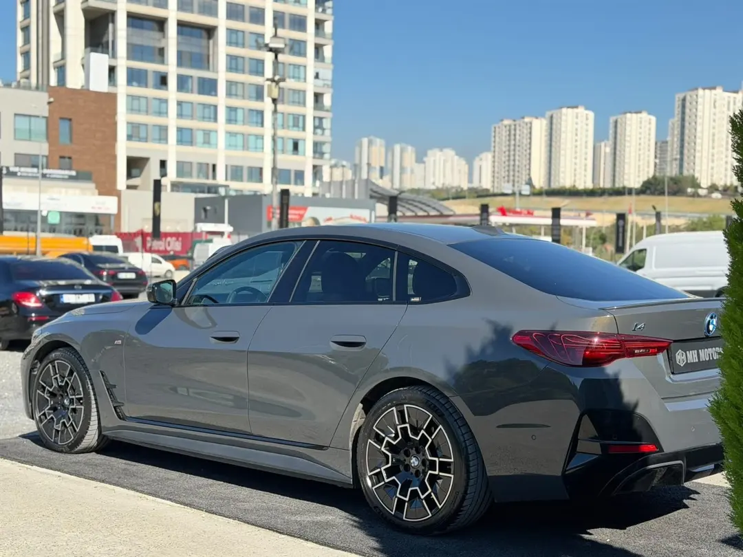 BMW I SERISI