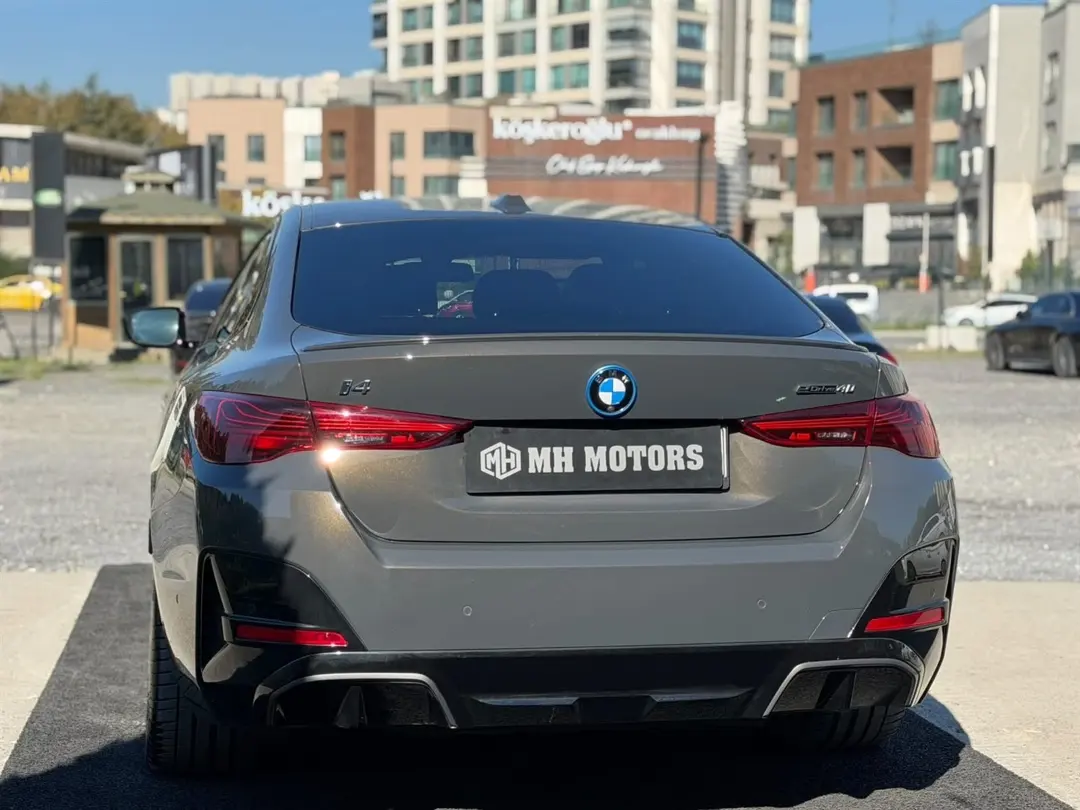 BMW I SERISI