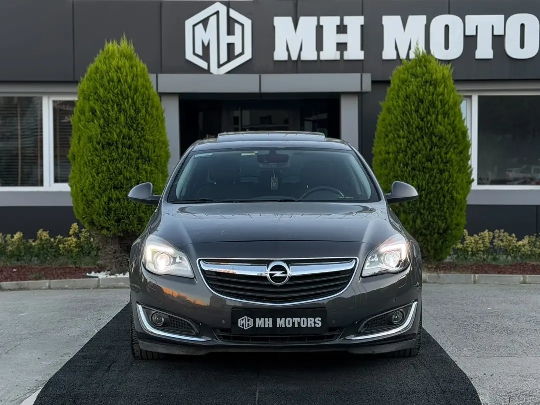 OPEL INSIGNIA